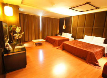Beverly Garden Motel Чиай Сити Екстериор снимка